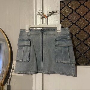 Alice + Olivia Rahmi Cargo Denim Mini Skirt